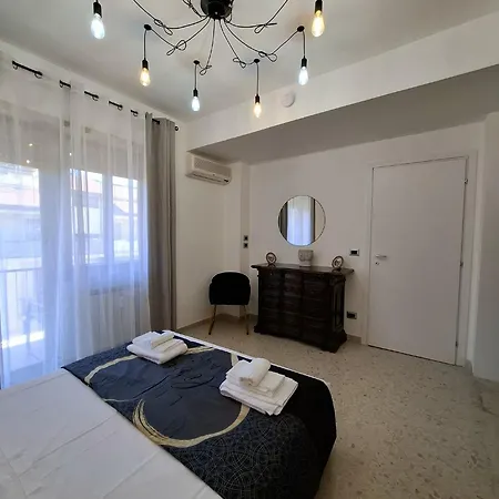 Lumina - Bilocale Luminoso Vicino Metro C 6 Fermate Dal Colosseo