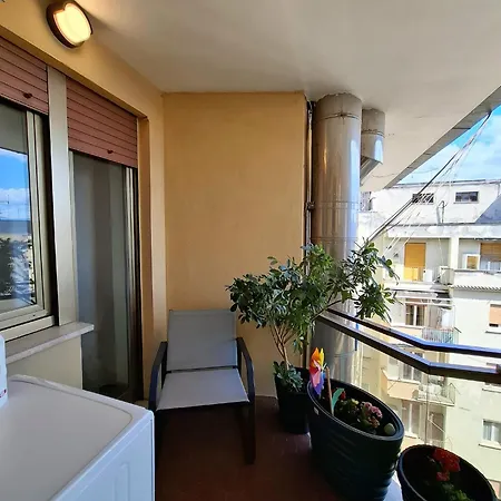 Lumina - Bilocale Luminoso Vicino Metro C 6 Fermate Dal Colosseo רומא