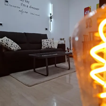 Lumina - Bilocale Luminoso Vicino Metro C 6 Fermate Dal Colosseo רומא